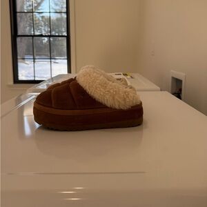 UGG Tazzlita Genuine Shearling Trim Platform Slipper (Women)